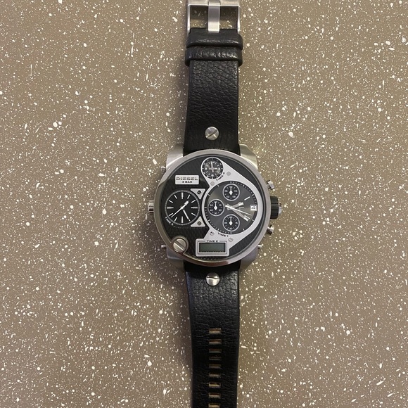 Diesel DZ 7125 watch - Picture 1 of 8
